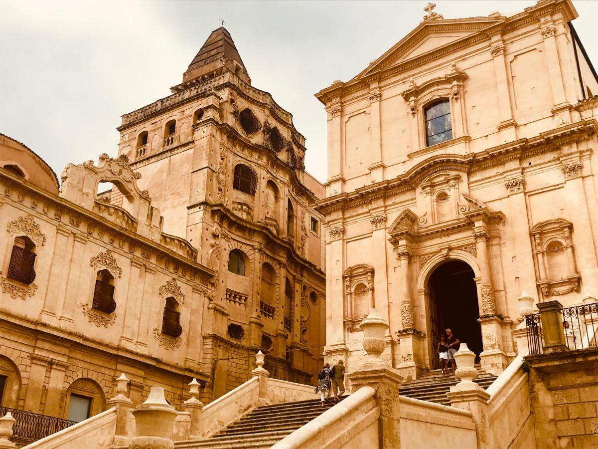 Arcobaleno Di San Lorenzo Villa Noto Exterior photo